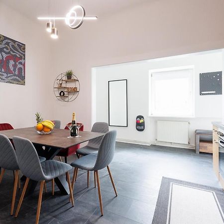 New Shalalaliving Vienna Spacious Home For Family & Friends Esterno foto