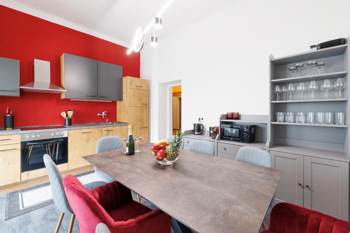 New Shalalaliving Vienna Spacious Home For Family & Friends Esterno foto